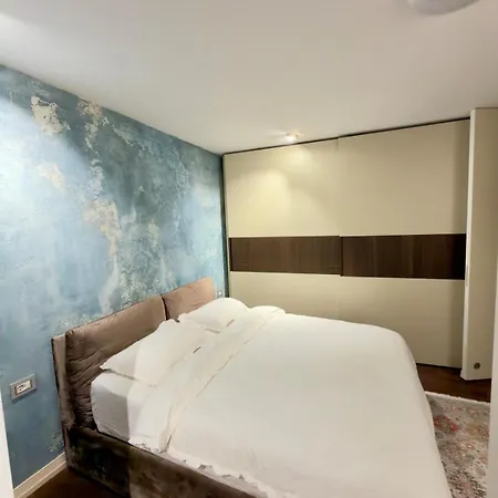 Ola Lux Apartment *